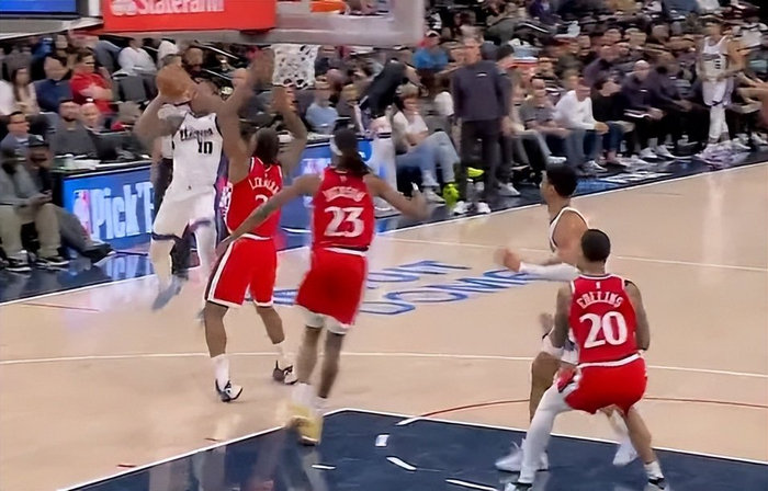 开云在线平台-快船109-118不敌国王 球员评价：2人优秀，3人及格，4人低迷|洛杉矶快船队|NBA常规赛|nba|篮板|末节_新浪体育_新浪新闻